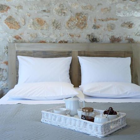 Casa Ovata Apartment Tsoukaladhes Ngoại thất bức ảnh