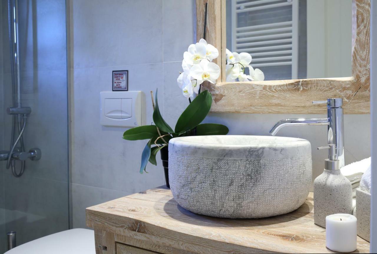 Casa Ovata Apartment Tsoukaladhes Ngoại thất bức ảnh