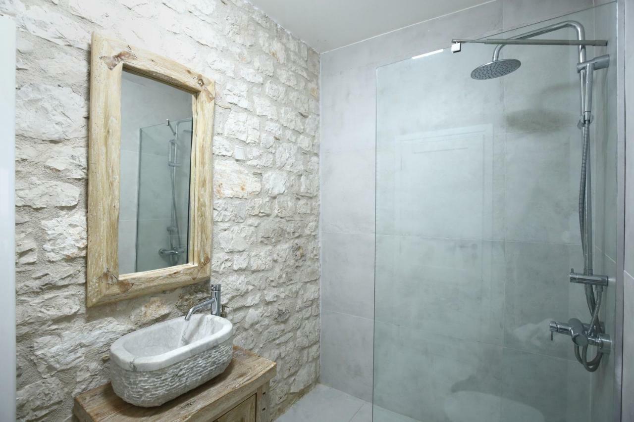 Casa Ovata Apartment Tsoukaladhes Ngoại thất bức ảnh